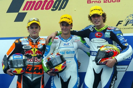 Le Grand Prix de République tchèque Moto 2005 : le tour par tour sur Moto-Net