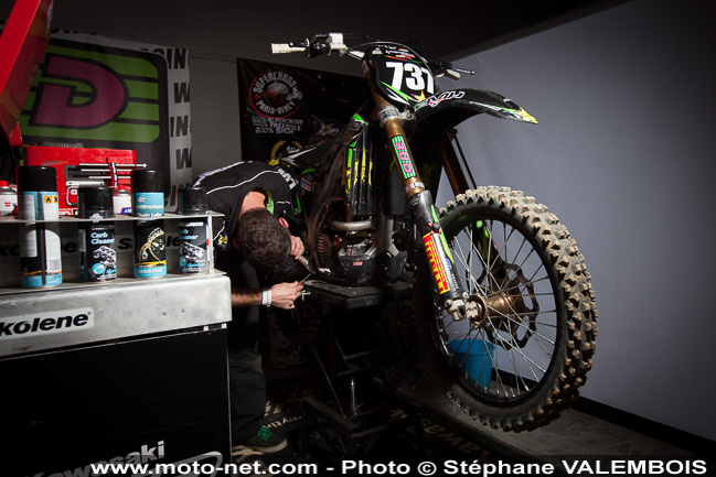 Galerie : les plus belles photos du Supercross de Bercy 2013