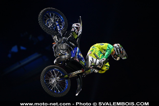 Galerie : les plus belles photos du Supercross de Bercy 2013
