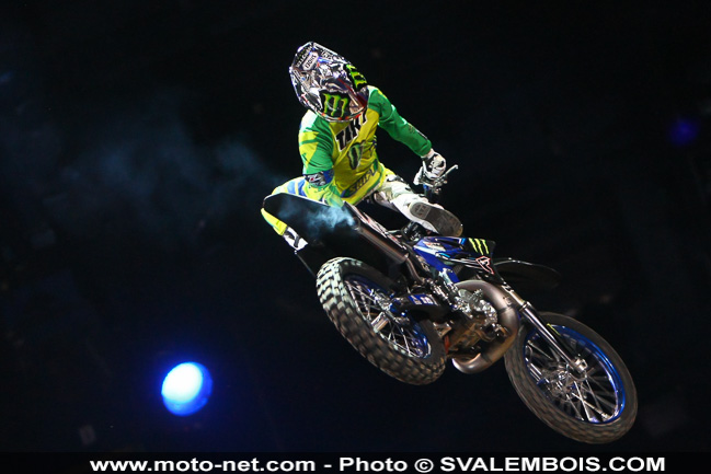 Galerie : les plus belles photos du Supercross de Bercy 2013