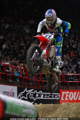 Galerie : les plus belles photos du Supercross de Bercy 2013