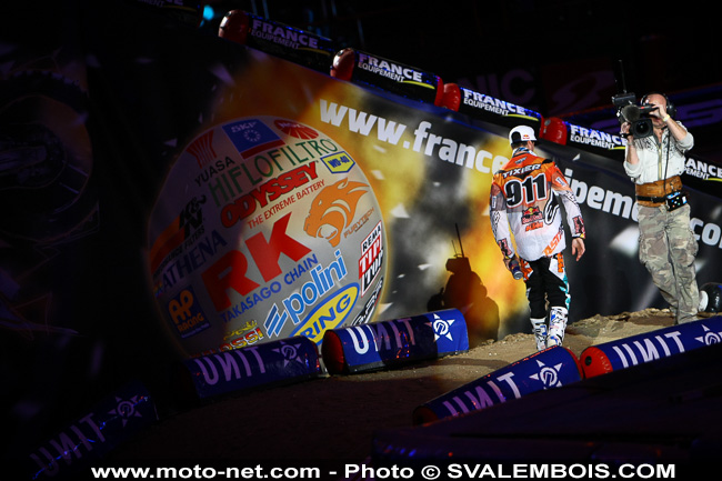 Galerie : les plus belles photos du Supercross de Bercy 2013