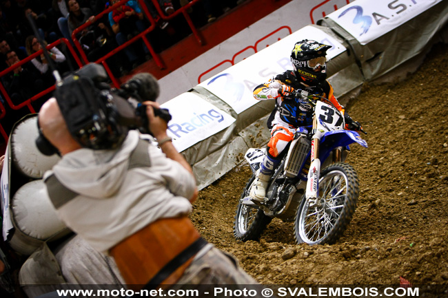 Galerie : les plus belles photos du Supercross de Bercy 2013