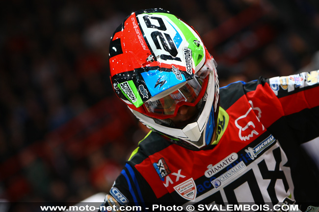 Galerie : les plus belles photos du Supercross de Bercy 2013