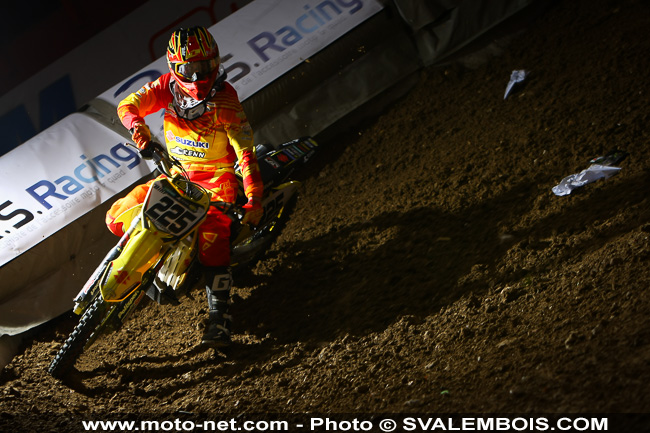 Galerie : les plus belles photos du Supercross de Bercy 2013