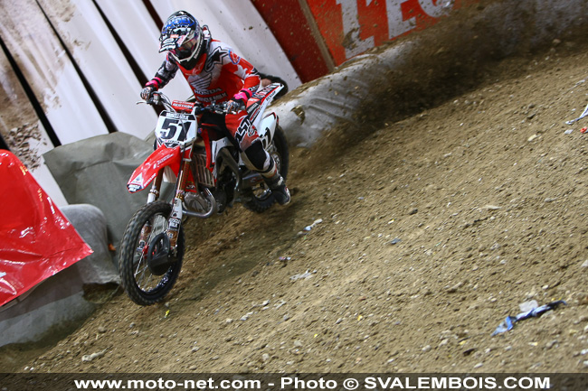 Galerie : les plus belles photos du Supercross de Bercy 2013