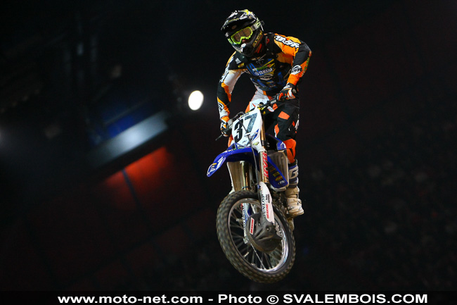 Galerie : les plus belles photos du Supercross de Bercy 2013