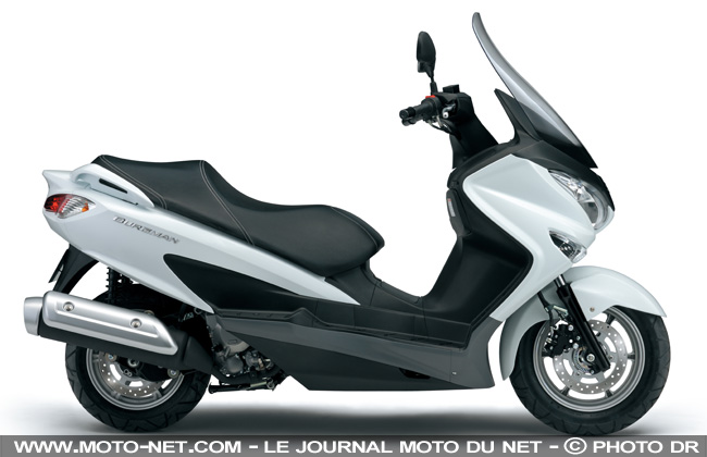 Suzuki peaufine ses Suzuki Burgman 125 et 200 pour 2014