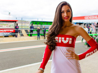 L'umbrella girl la plus sexy du Grand Prix de Valence