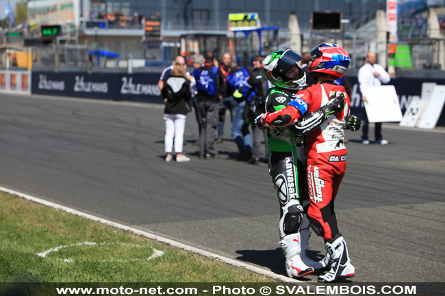 24 Heures Motos 2015 - Galerie photo 02 : départ et premières heures de course