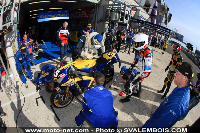 24 Heures Motos 2015 - Galerie photo 02 : départ et premières heures de course