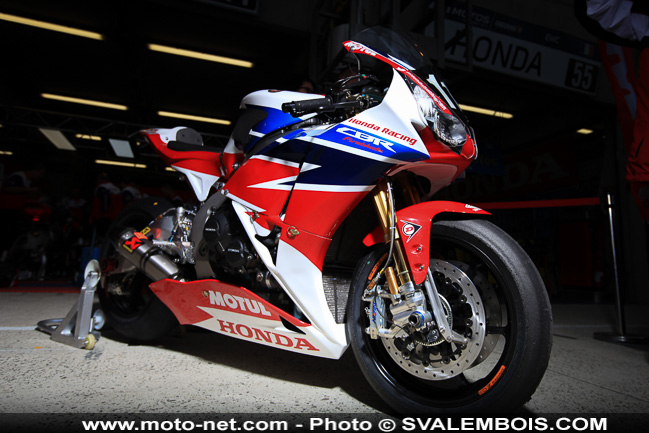 24 Heures Motos 2015 - Galerie photo 01 : visite des stands