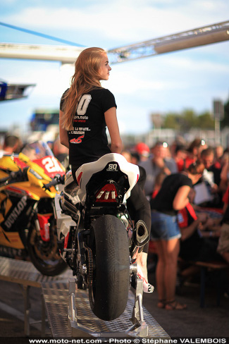 Bol d'Or 2015 - Galerie photo 07 : les filles les plus sexy du Castellet
