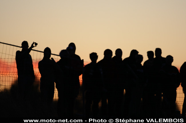 Bol d'Or 2015 - Galerie photo 03 : soir et course de nuit