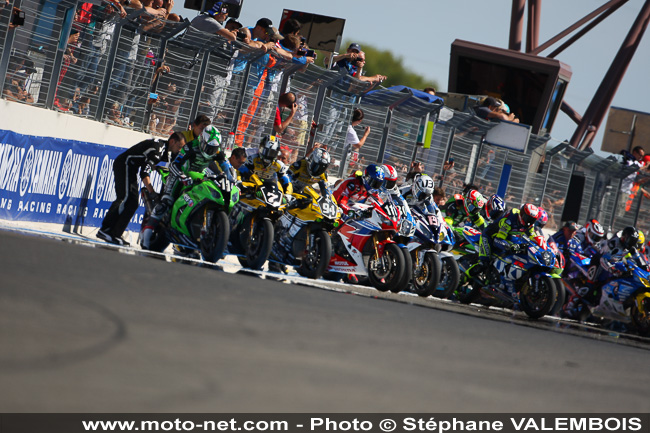 Bol d'Or 2015 - Galerie photo 02 : départ et premières heures de course