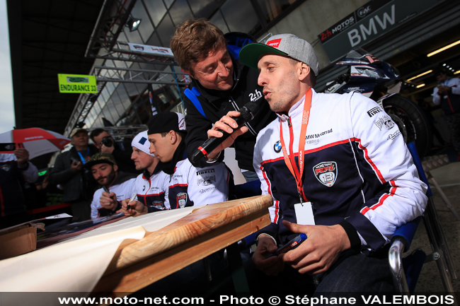 Galerie photo 24 Heures Motos 2016 - 03 : visite des stands