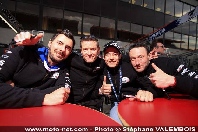 Galerie photo 24 Heures Motos 2016 - 03 : visite des stands