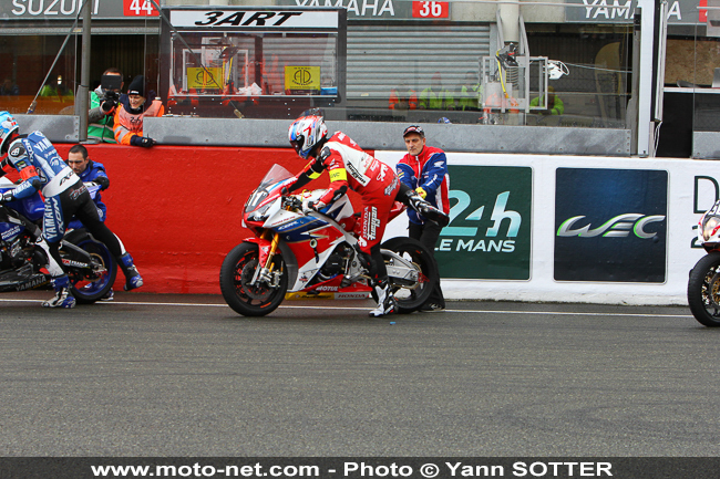 Galerie photo 24 Heures Motos 2016 - 04 : départ et premières heures de course