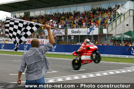 Grand Prix Moto de République Tchèque 2006 : le tour par tour sur Moto-Net