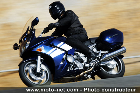  Essai Yamaha FJR 1300 AS : Cliquez, roulez !