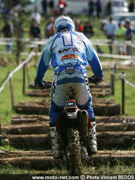 Championnat de France d'enduro - Nuit-Saint-Georges (Côte d'Or) : Marc Germain, Mickaël Pichon et Fabien Planet s'installent aux commandes du Championnat de France
