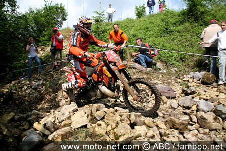 Championnat du monde d'enduro GP Leovince d'Italie 2007 : les pilotes d'Europe du nord confortent leur avance
