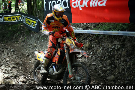 Championnat du monde d'enduro GP Leovince d'Italie 2007 : les pilotes d'Europe du nord confortent leur avance