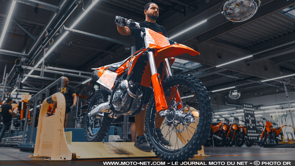 KTM vire du rouge à l'orange