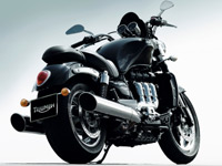 Plus de watts et l'ABS pour la Triumph Rocket III 2010 !