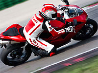 Le Challenge Ducati 848 reconduit en 2011