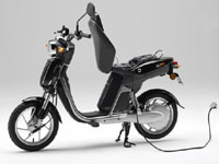 Le scooter électrique Yamaha EC-03 arrive en France