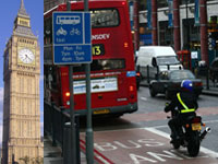 Les voies de bus londoniennes ouvertes aux motards