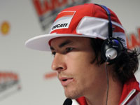 Moto GP : Hayden va bosser sur la GP12 au Mugello