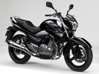 Nouveautés moto 2012 : Suzuki dévoile l'Inazuma 250