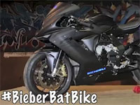 Very bat trip : la MV Agusta F3 de Justin Bieber