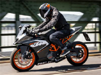 Tarifs et disponibilité des KTM RC125 et RC390