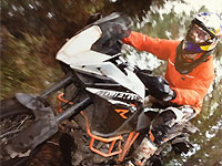 Vidéo moto : grosse session de TT pour la KTM Adventure 1190