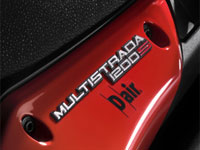 La Ducati Multistrada avec l'airbag Dainese reçoit le prix Porsche