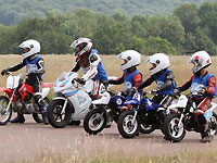 Vitesse moto : un stage FFM à Carole pour détecter et aider les jeunes pistards