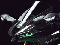 Nouveautés motos : Kawasaki le nez dans la bulle et un oeil dans le rétro ?
