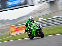 Bol d'Or 2012 - 13h00 : petit avantage Kawasaki...