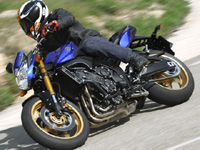 Yamaha baisse les prix des XJ6 et FZ8 2011