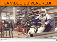 Vidéo moto du vendredi : Chris Pfeiffer visite Akrapovic...