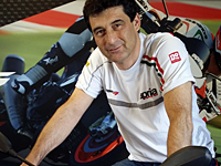 Interview : ambitions d'Aprilia et prix des nouvelles RSV4 et Tuono V4 1100 2015