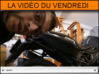 Vidéo moto du vendredi : astuce pour lever sa moto sans béquille centrale ou d'atelier...