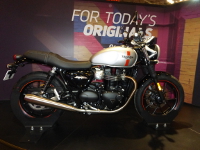 Nouvelle Triumph Street Twin : 8900 euros en janvier 2016