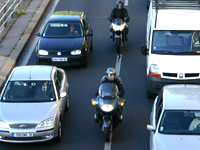 Sécurité routière : torts partagés pour les motards ?