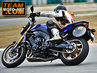 Quatre Yamaha FZ8 pour le Team Moto-Net.Com !