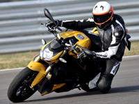 Premier essai Ducati StreetFighter 848 : petit mais costaud