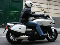 Essai Honda CTX700 2014 : pas si simple !